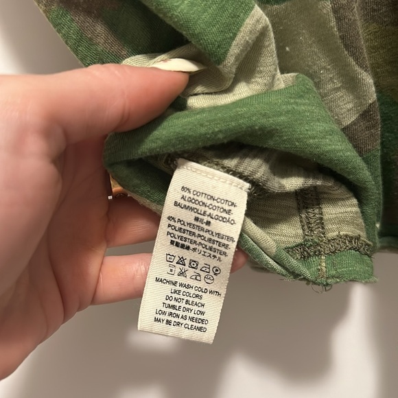 We The Free Claire Short Sleeve Camo Tee - Picture 5 of 5